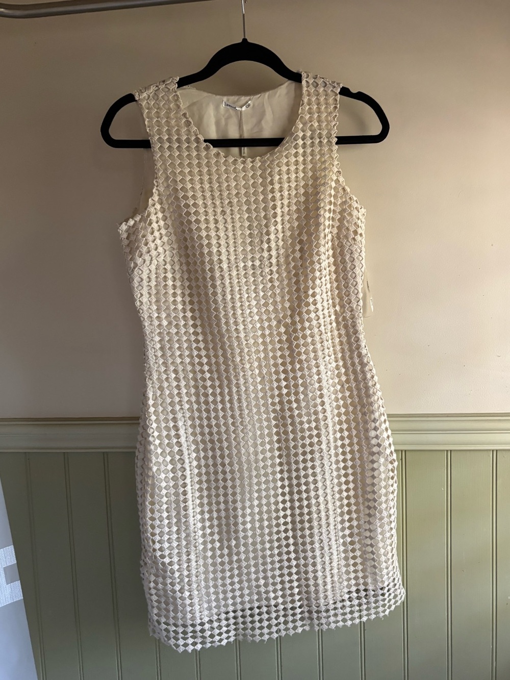 Lavand. Sleeveless Cream Textured Mini Dress